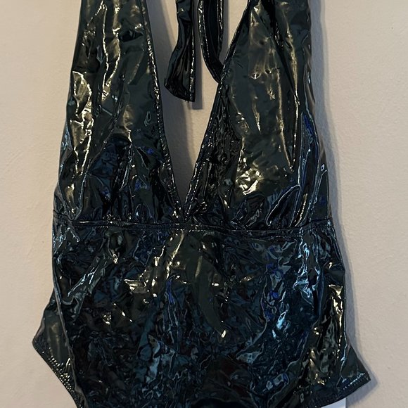 NWT WDIRARA Women's Deep V-Neck Halter-Top PU Leather Skinny Bodysuit Size S - Picture 8 of 16